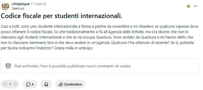 Screenshot del thread Reddit in cui uno studente internazionale chiede dove ottenere il codice fiscale in Italia